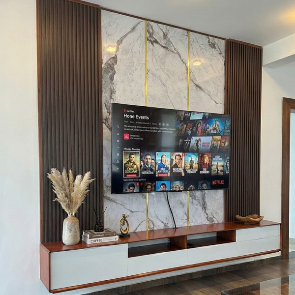 Panther XL Wall mounted Tv Unit